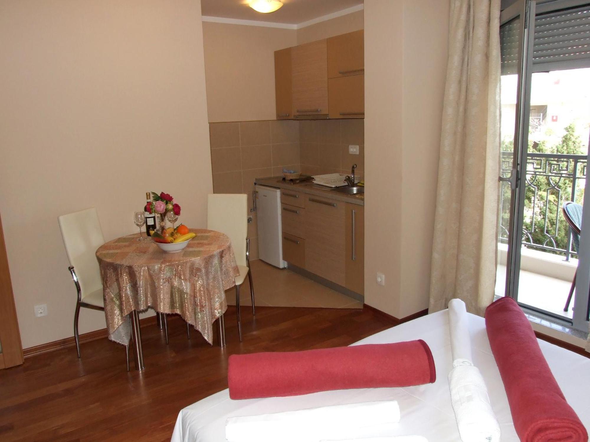 Apartments Oaza 2 Petrovac Quarto foto