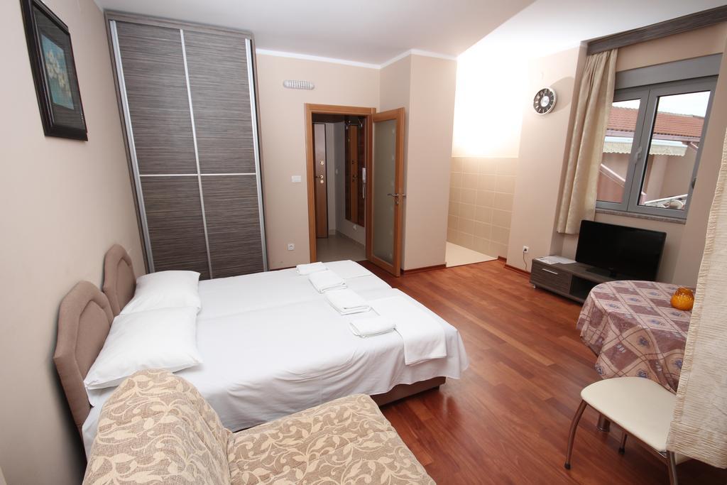 Apartments Oaza 2 Petrovac Quarto foto