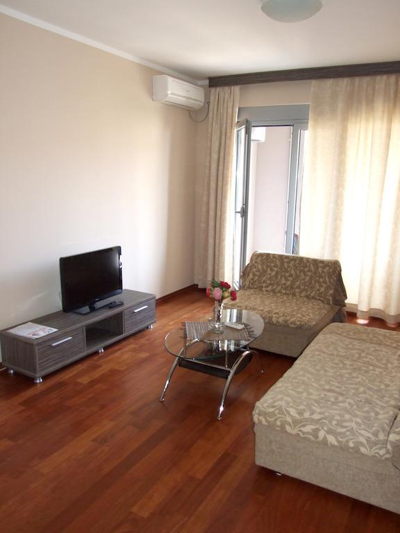 Apartments Oaza 2 Petrovac Exterior foto