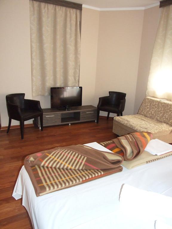 Apartments Oaza 2 Petrovac Quarto foto